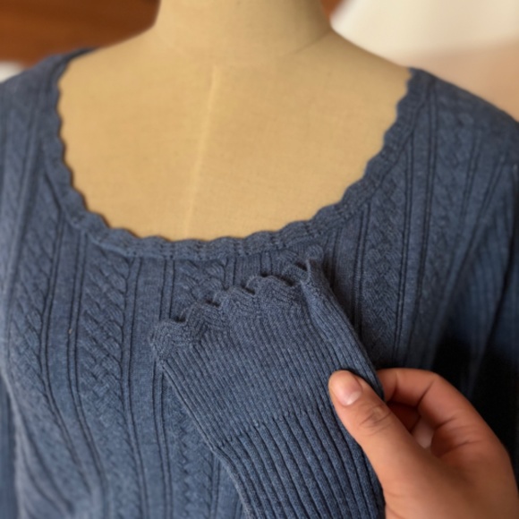 JEANNE PIERRE Blue Scoop Neck Sweater - Picture 2 of 2